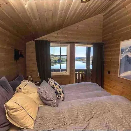 Дом отдыха Exclusive Family With View And Beautiful Norwegian Nature Tjorhom