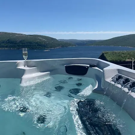 Дом отдыха Exclusive Family With View And Beautiful Norwegian Nature